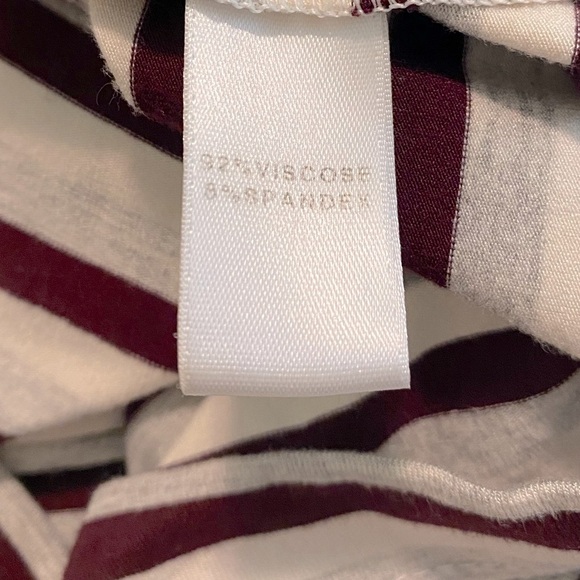 ST. JOHN Yellow Tag Burgundy Gray Cream Striped Short Sleeve Top Size Large - Picture 10 of 12